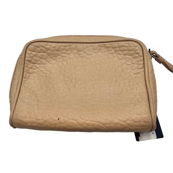Cole Haan Wristlet Bag Zip Around Purse Leather Neutral Classic Timeless Capsule - Picture 3 of 9
